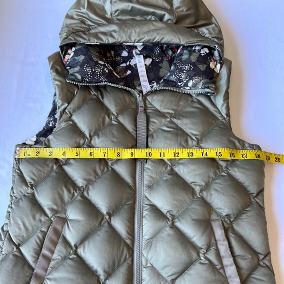 Lululemon The Fluffiest down reversible puffer vest sz 8 - Picture 7 of 15